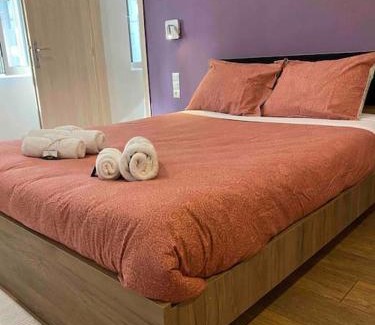 Piraeus Apartment | FKVILLAS-K-1
