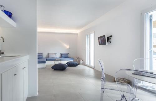 Apollonia Apartment | Flag Suites