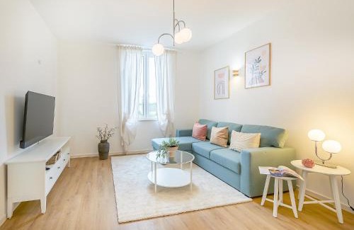 Alt-Grunwinkel Apartment | FLAIR Homes - Design Apartments with Smart-TV, Self Check-in & Free Parking