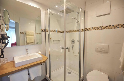 Hoßlinsulz Hotel | Flair Hotel Landgasthof Roger