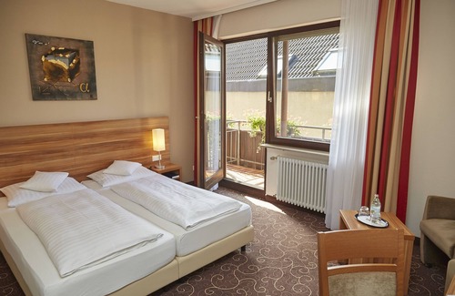 Markelsheim Hotel | Flair Hotel Weinstube Lochner