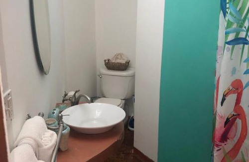 Esperanza House | Flamboyan Guest House