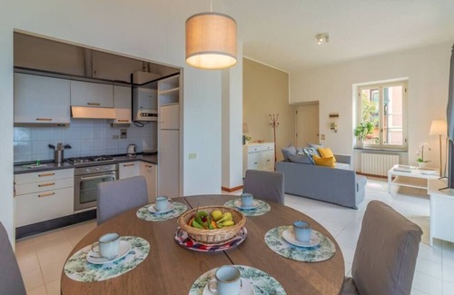 Ruta Apartment | Flaminia House, Sea View, Wifi and Parking