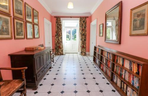 West Burton House | Flanders Hall