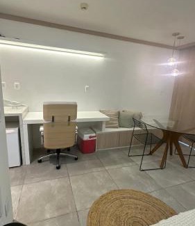 Cruz das Almas Apartment | Flat em Hotel de Luxo beira mar da grife Ritz suítes com vista ampla para todo o mar da cruz das almas, jatiúca e ponta verde, com toda estrutura de um hotel lindo e arrojado, academia, piscina e muito mais, venha viver essa experiência incrível!