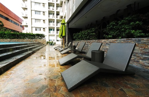 Pio del Pilar Apartment | FLAT ESHRA - Cozy & Bright 1-BR