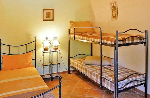 Bolsena Apartment | Flat in Bolsena with heating