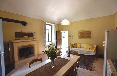 Casale Monferrato Apartment | Flat in Monferrato with Private Garden