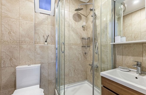 Osmanbey Apartment | Flat w Balcony, 1 min to Nisantasi City's, Metro