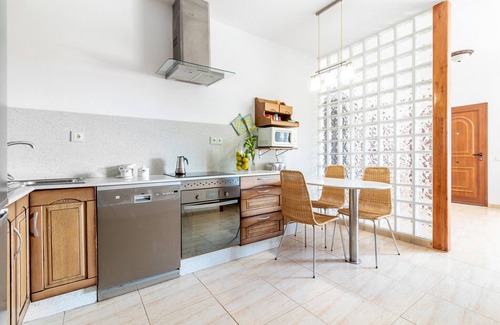 Antigua Cottage | Flatguest Chozo del Viejo - Peaceful country Villa with Pool