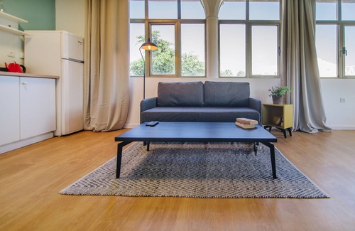 Jaffa Apartment | Flea Market Studios