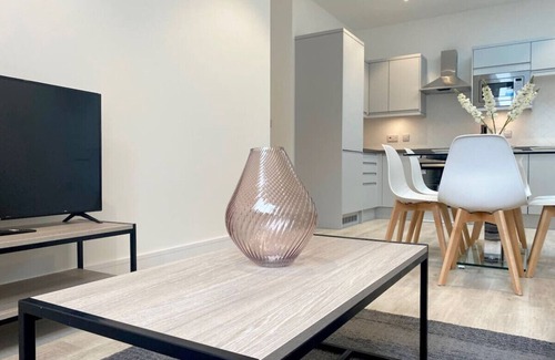 Fleet Apartment | Fleet Heights Apartment Four