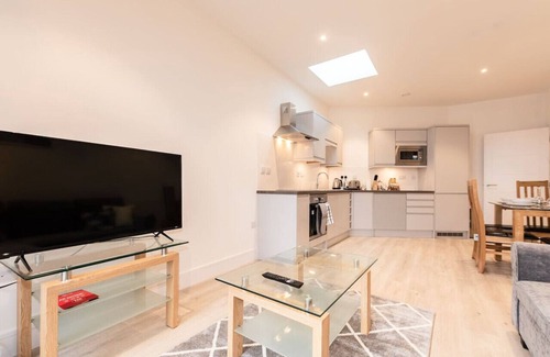 Fleet Apartment | Fleet Heights Apartment Seven