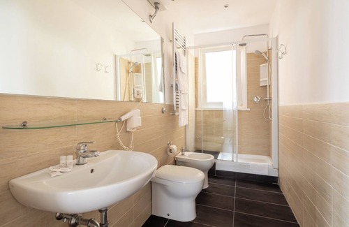 Tor di Quinto House | Fleming Suites
