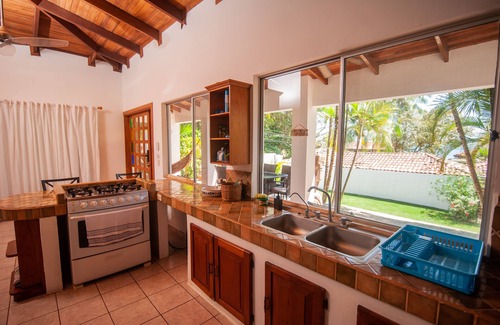Esterillos House | Flex House – Full Home with Pool and Guest House, Close to the Beach