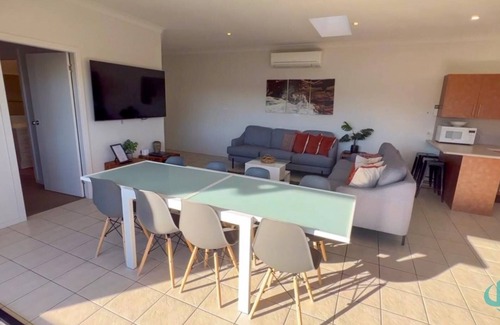 Belmont House | Flexi 3 two storey home close to 16 footers