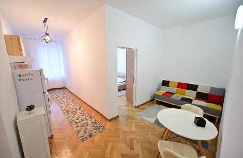 Center Apartment | FLH - Kaly's Place