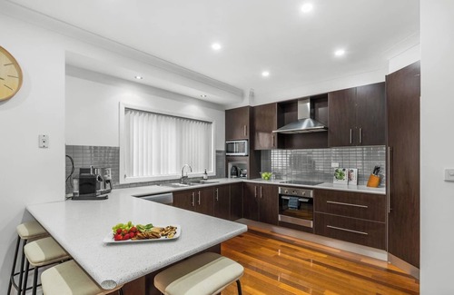 Flinders Apartment | Flinders Escape Grand Family Getaway by the Coast