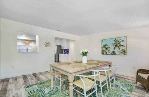 Walsingham House | Flip-Flops On & Stress Off | Gulf Beach Escape