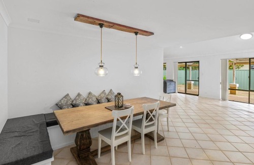 Dunsborough House | FlipFlop Days
