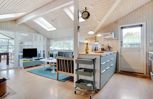 Lonstrup House | "Fliri" - 700m from the sea by Interhome