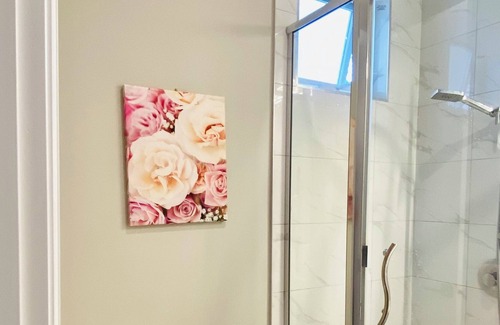 Richmond House | floor heating, Free parking & Wifi , free airport drop off service available .