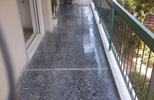 Alimos Apartment | Flor de Mayo,Apt in Alimos near the sea