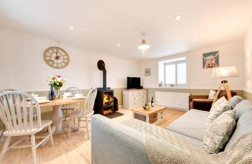 Sennen House | Flora Belle Cottage