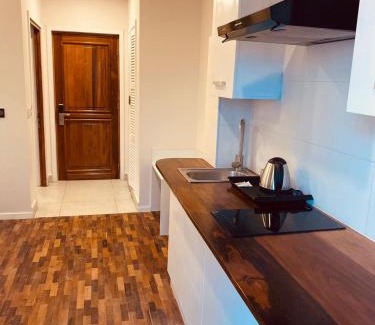 Ambohibao Bed & Breakfast | Flora Hotel Ivato International Airport