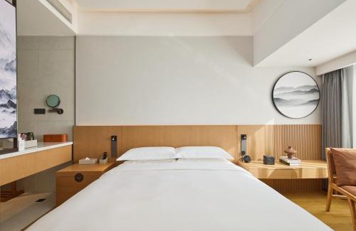 Yanji Hotel | Floral Hotel Banlan China Korean Folk Park