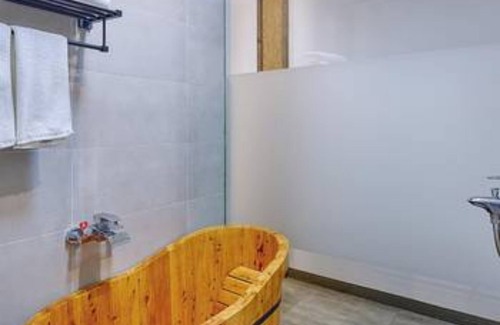 Huzhou Hotel | Floral Hotel Deqing Qinzizaiju