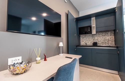 Castellammare di Stabia Villa | Floral Apartment
