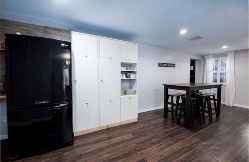 Plant City House | Florida Vacation Magic, Pool, 8BR-5BA