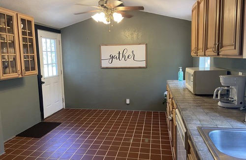 Pinetta Cottage | Florida Waterfront Country Home, Fishing & Pet Friendly