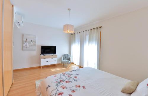 Olhao Apartment | FLORIPES LUXURY APARTMENT with Pool on Rooftop