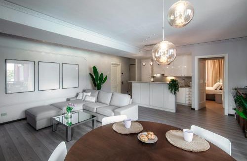 Blevio Apartment | Florissa - by MyHomeInComo