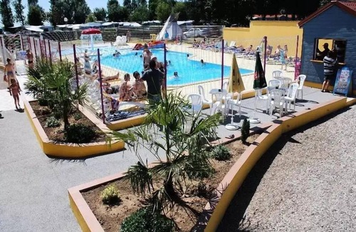 Saint-Aubin-sur-Scie House | Flower Camping Vitamin * - Mobile home Comfort 26m2 (2 bedrooms) + TV + Terrace + BBQ 4 persons