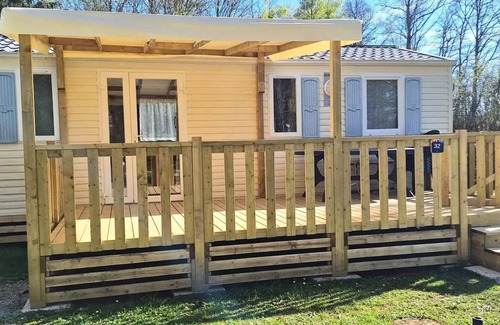 Leval House | Flower Camping du Lac de la Seigneurie * - Mobil home Bermuda Comfort 30m2 (3 bedrooms) + semi covered terrace of 18 m2 + TV 6 persons