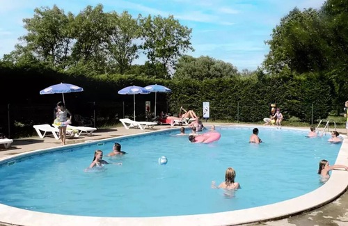 Montbarrey House | Flower Camping Les 3 Bear * - Mobil home Comfort 27.3m2 - TV additional (2 Bedrooms) including semi-covered terrace 4 people