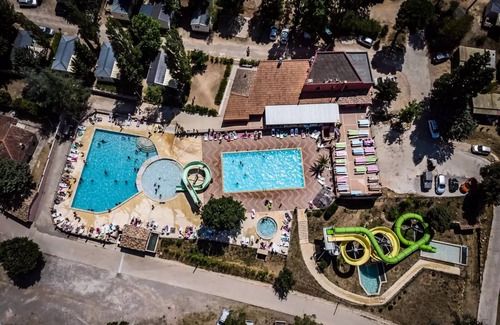 Villecroze House | Flower Camping Les Cadenières * - Bungalow Toileted Comfort private without air conditioning 20m2 2Ch 5P 5 people