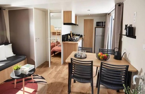 Les Ollieres-sur-Eyrieux House | Flower Camping Mas de Champel * - Homeflower Premium 30.5m² - 3 bedrooms + terrace + TV + Sheets + Towels + Air conditioning 6 people