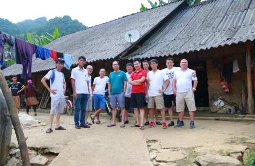 Bac Ha House | Flower hmong homestay