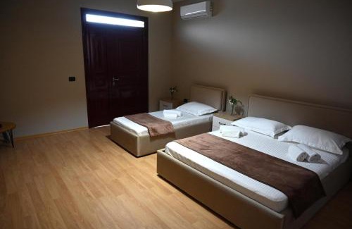 Preze House | Fly Rooms