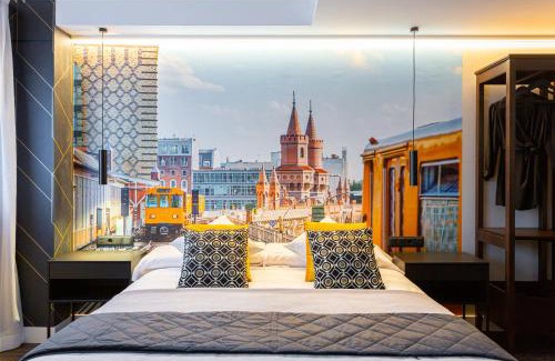 Barajas House | Fly Rooms Madrid Airport