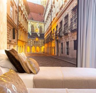 Barajas House | Fly Rooms Madrid Airport