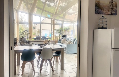 Friaucourt House | FM42 - À Ciel Ouvert. Maison avec grande veranda et jardin