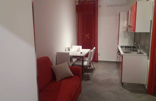 Licata Apartment | Follow the sun Luxury Red apartment