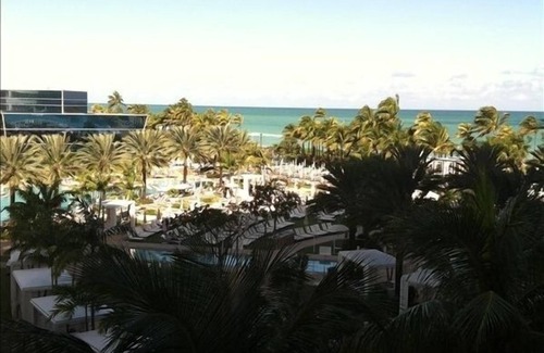 Mid Beach Condo | Fontainebleau Sorrento Oceanview Junior Suite with free parking