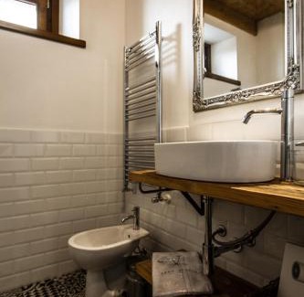 Cunettone-villa House | FONTANE APARTMENTS