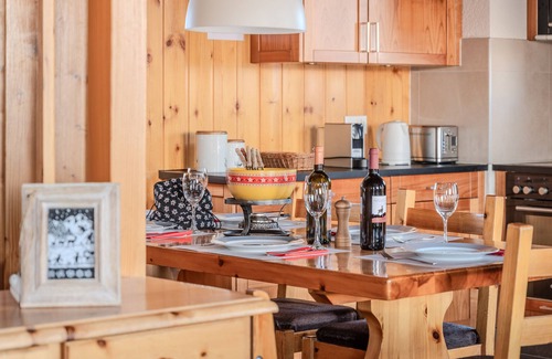 Salins Ski Chalet | Fontannets 008 QUIET & SUPERIOR chalet 10 pers